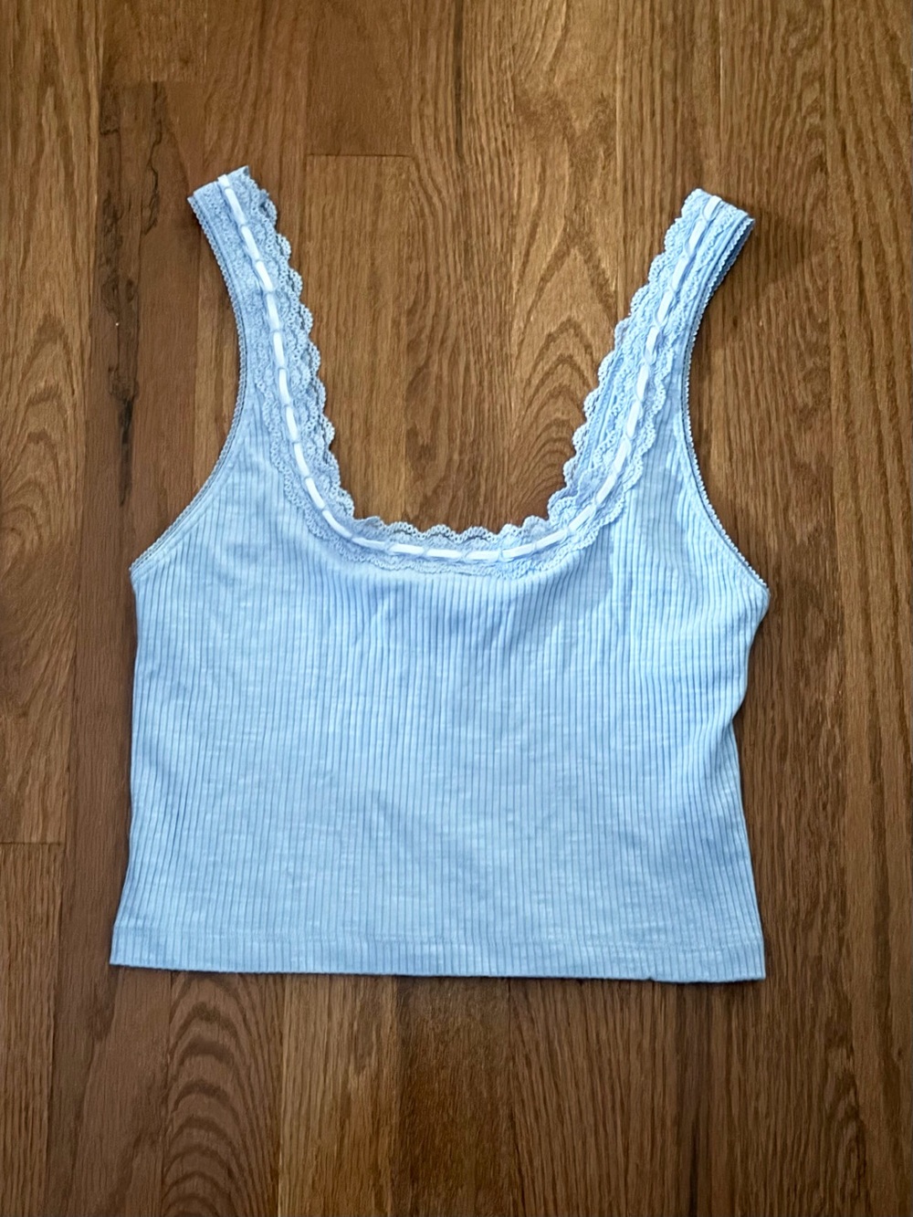 Light Blue Lace-Trim Cropped Ribbed Tank Top - Women